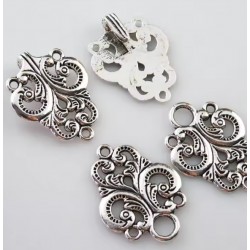 4 boutons crochets