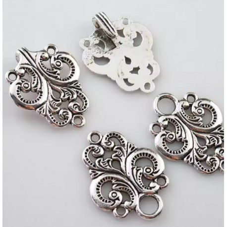 4 boutons crochets