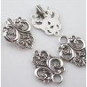 4 boutons crochets